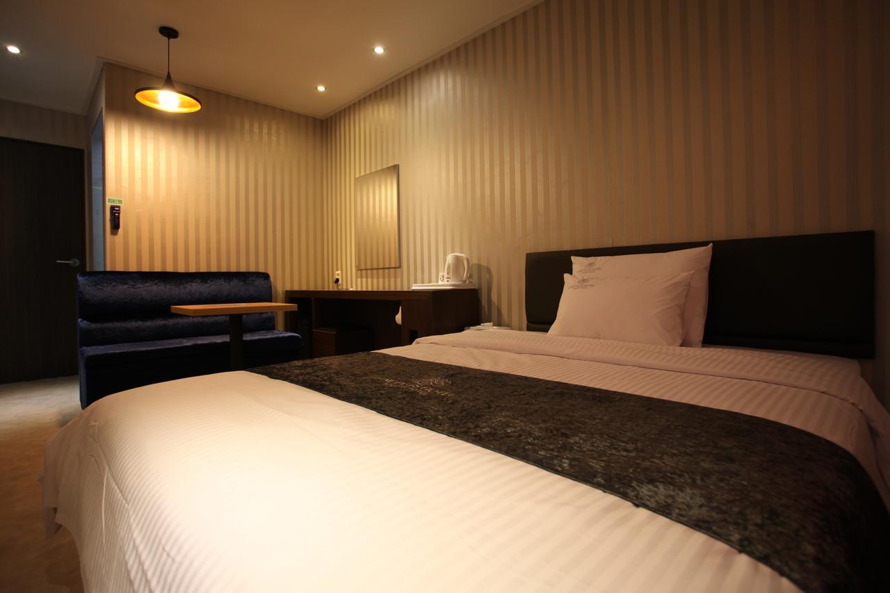 Lineplus Hotel Gimpo Εξωτερικό φωτογραφία